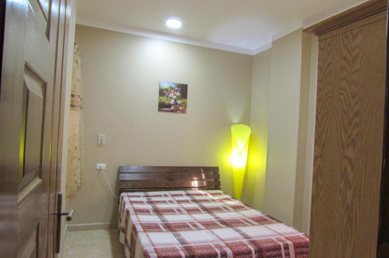 Apartments Desert Rose Near The Sea Redsealine 후르가다 외부 사진
